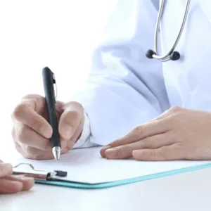 Venda de atestado médico: empresário denuncia suposta prática em clínica em SC | Imagem Ilustrativa | Foto: Canva 