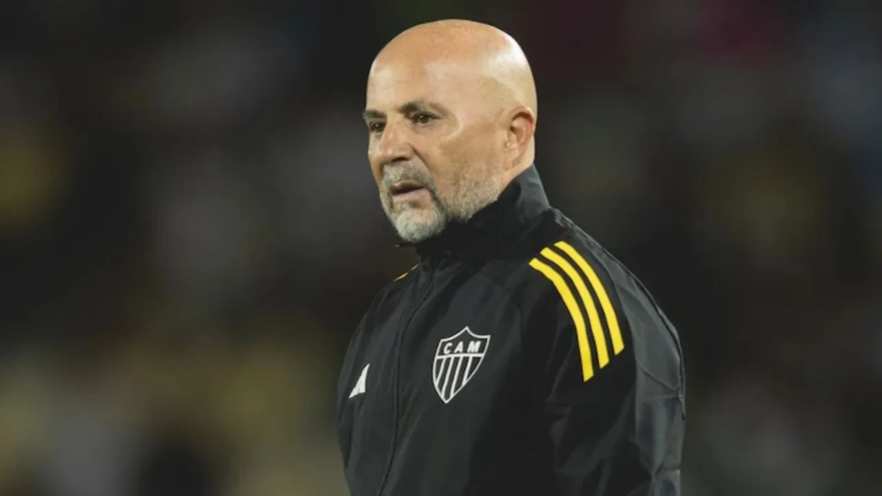 Atlético-MG demite Jorge Sampaoli