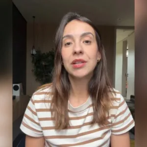 Atriz descobre câncer associado à prótese de silicone