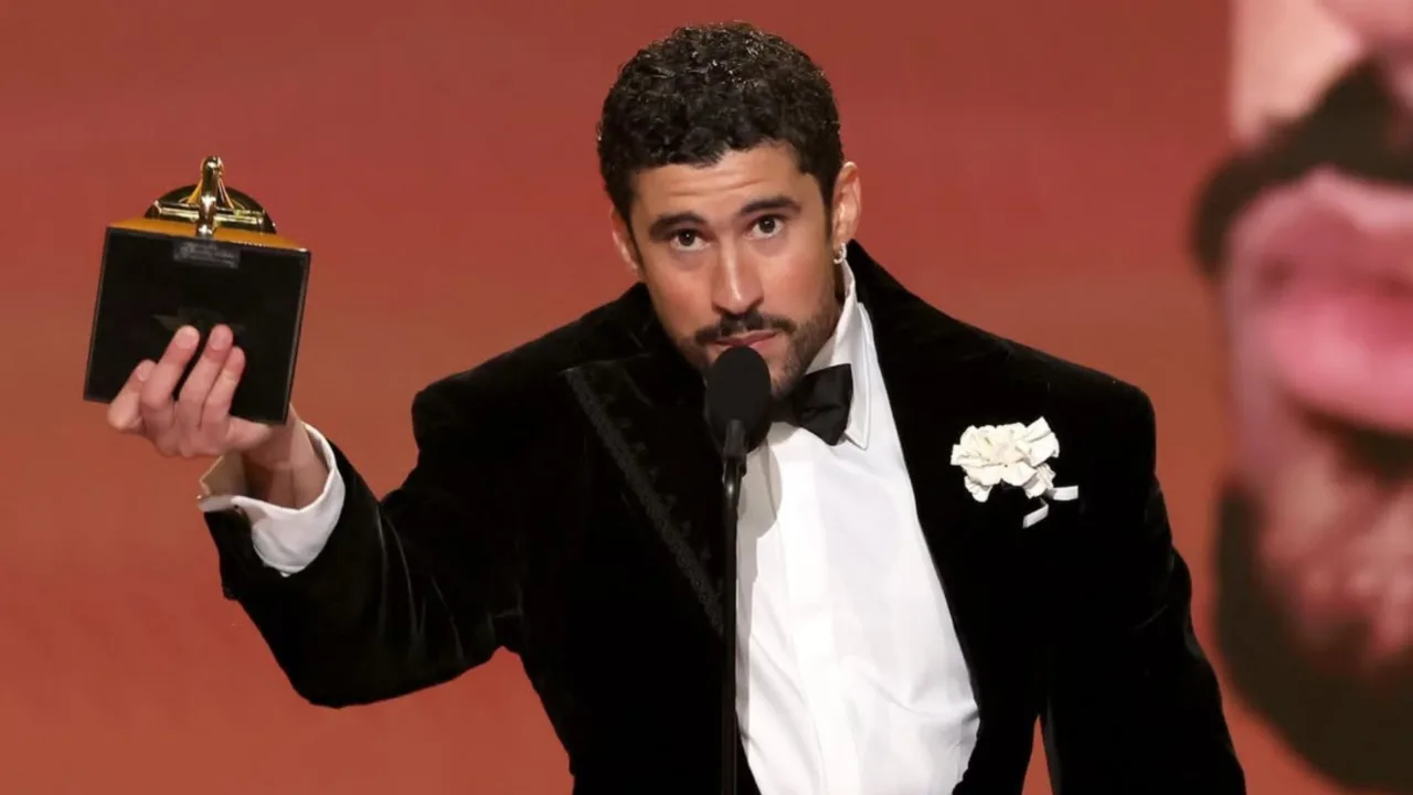 Bad Bunny conquista Grammy 2026 com disco em espanhol; veja os ganhadores