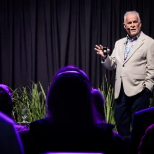 Presidente da Casan, Edson Moritz diz que vai à Justiça por contrato da Casan com Chapecó | Foto: Casan/ Divulgação
