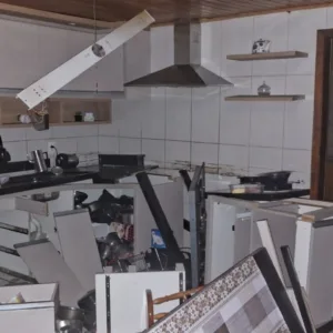 Explosão de gás mobiliza Bombeiros no Bairro Petrópolis