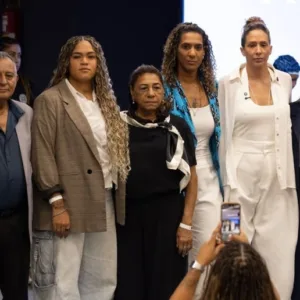 Familiares de Marielle e Anderson no primeiro dia de julgamento dos irmãos Brazão no STF