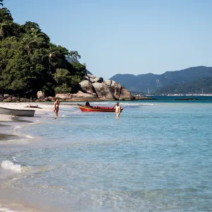 Fiscalização reduz superlotação na Ilha do Campeche | Foto: Allan Carvalho/PMF