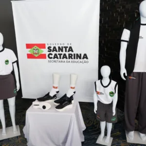 Governo de SC explica processo do TCE sobre uniformes | Foto: Roberto Zacarias/Secom