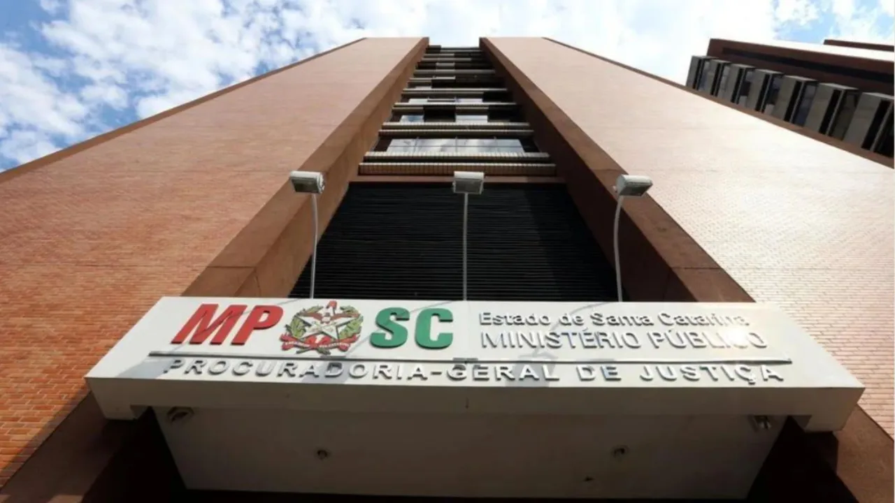 MPSC denuncia organização criminosa com 18 envolvidos