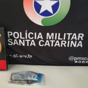 PM cumpre mandados e apreende arma na Serra Catarinense