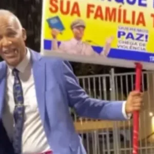 Deputado viraliza após fala polêmica: 'Esse furico agora é de Deus' -  Imagem: redes sociais