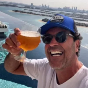 Influenciador Henrique Madeirite morre aos 50 anos