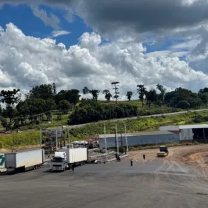 Palco de shows da ExpoFemi 2026 já está sendo montado