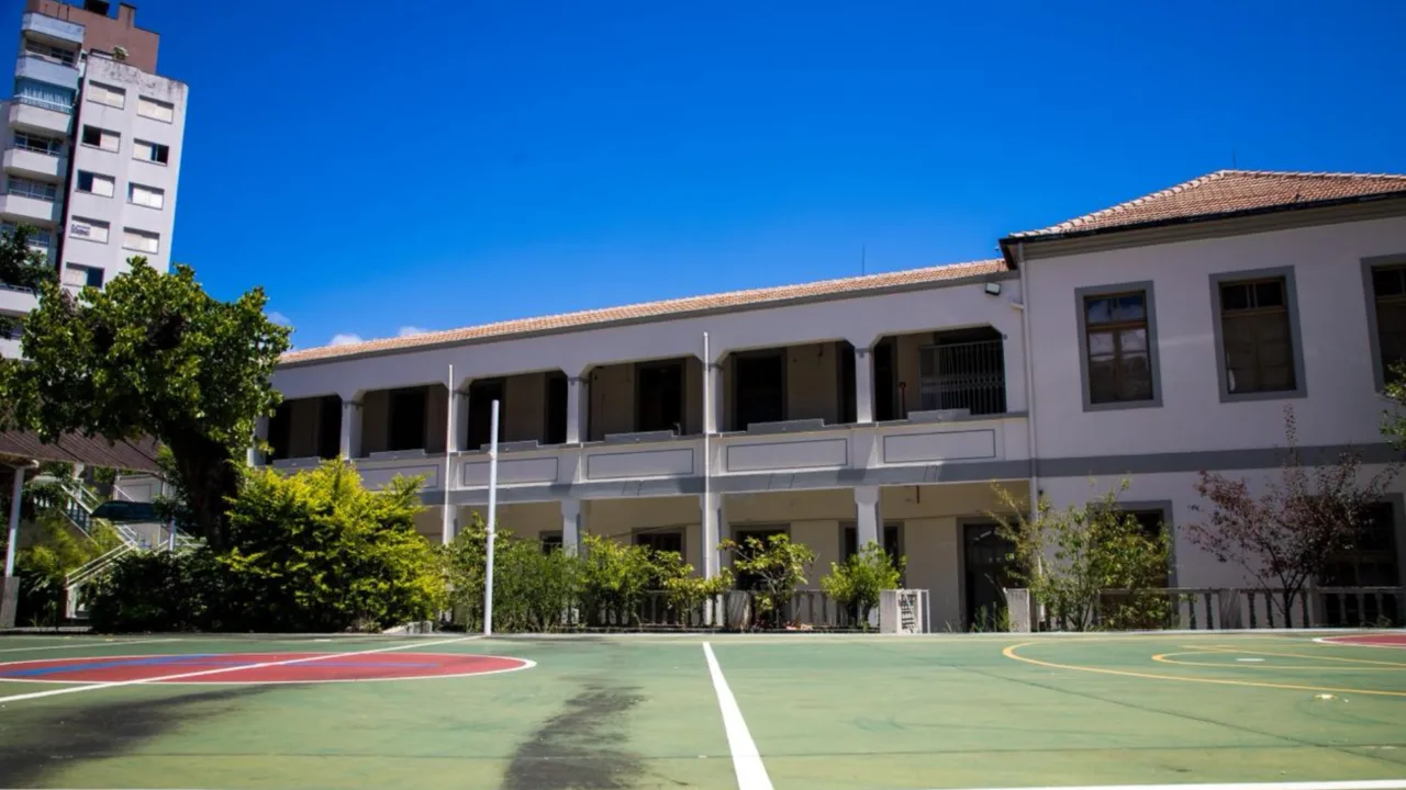 Primeira escola municipal do Centro em tempo integral (2)