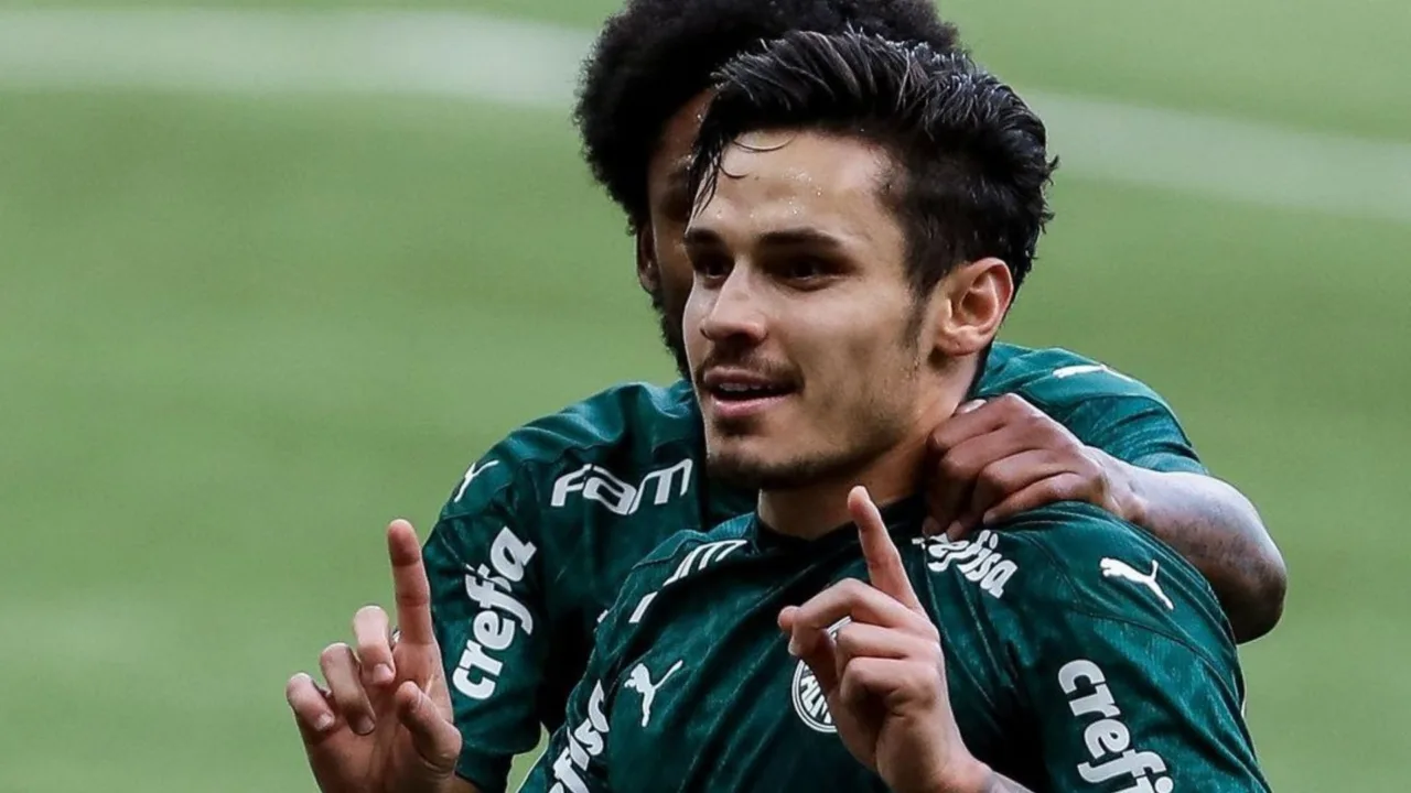 Raphael Veiga se despede do Palmeiras e vai ao América-MEX