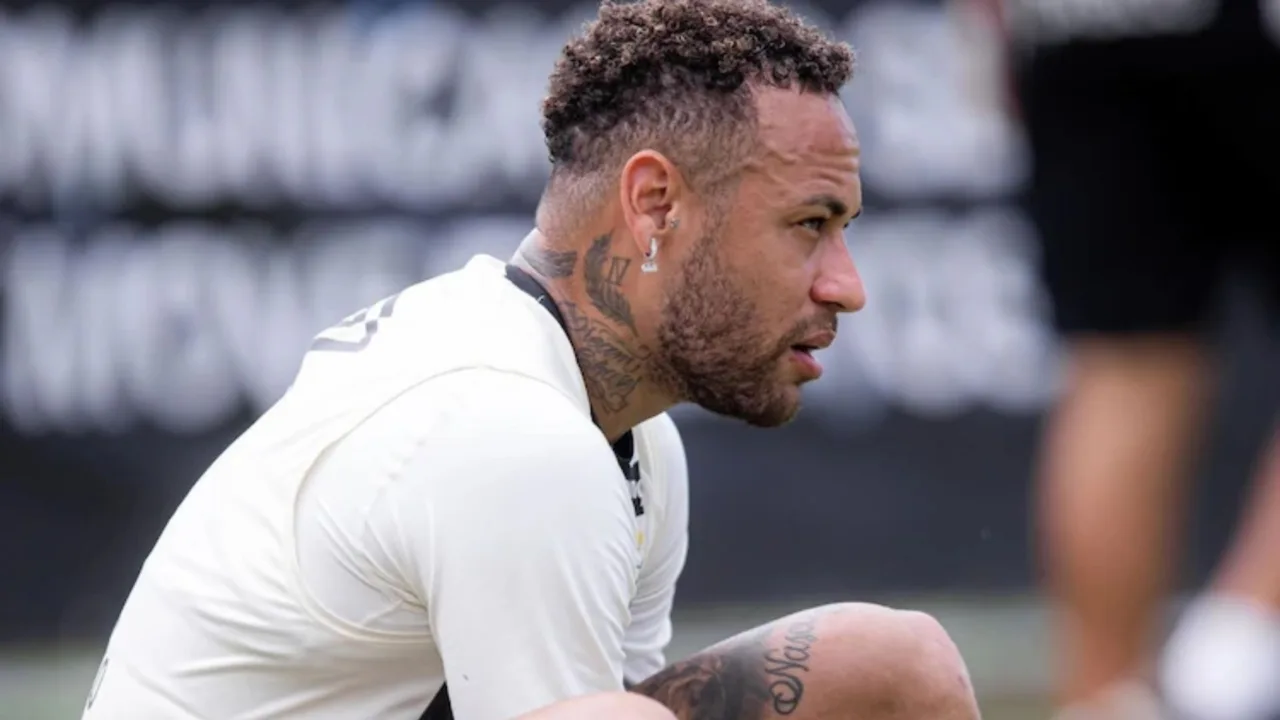 Sem Neymar e Gabigol, Santos visita o Athletico