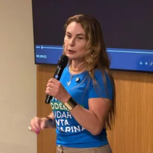 'Virou moda falar mal de Santa Catarina', diz Paulinha