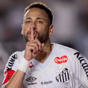 Ancelotti inclui Neymar em pré-lista da Seleção para amistosos