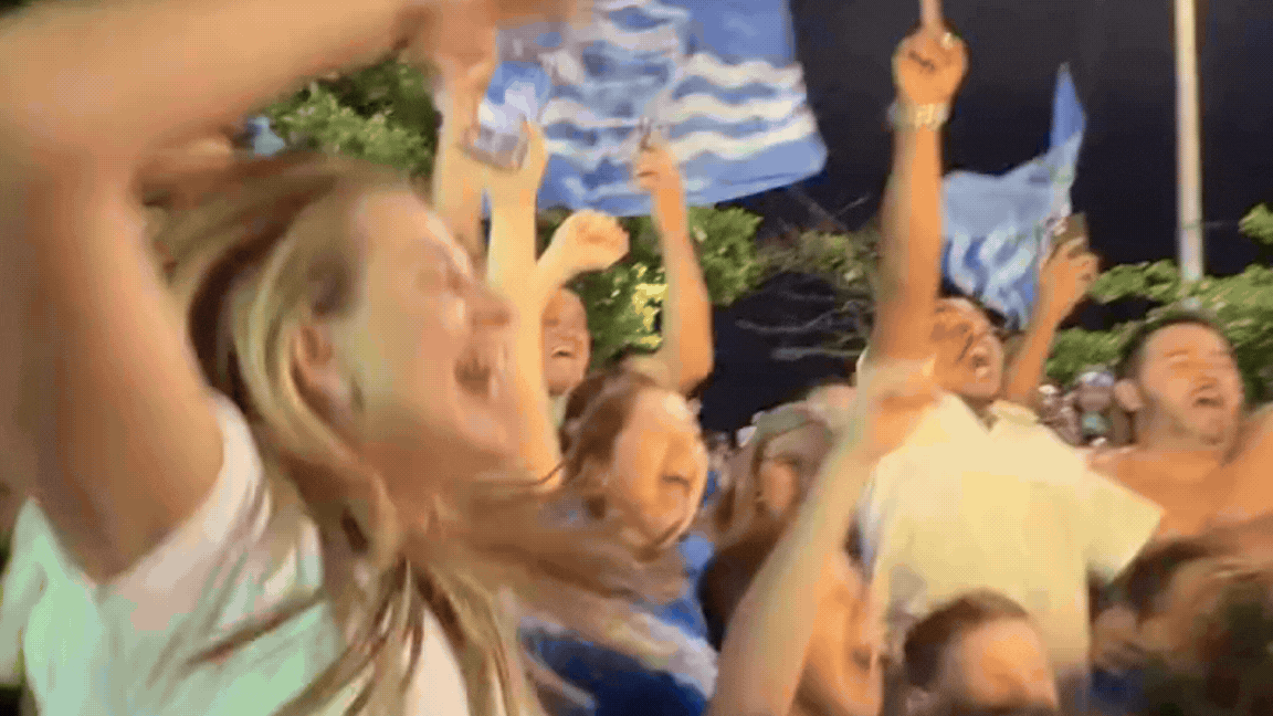 Mesmo perdendo para Chapecoense de 1x0, na Arena Condá, em Chapecó, a equipe de BC levou o título, pois venceu o primeiro jogo em casa por 3x1