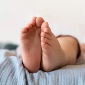 Bebê morre após mãe dar dez comprimidos de remédio controlado