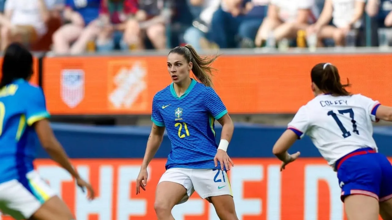 Brasileira é acusada de racismo em jogo na Espanha