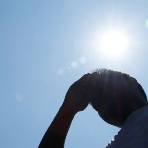 Calor de até 38°C atinge SC e segue até segunda.| Foto: Banco de imagens do Canva