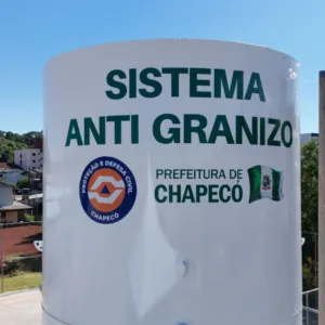 Canhão antigranizo dispara 1,4 mil vezes em Chapecó