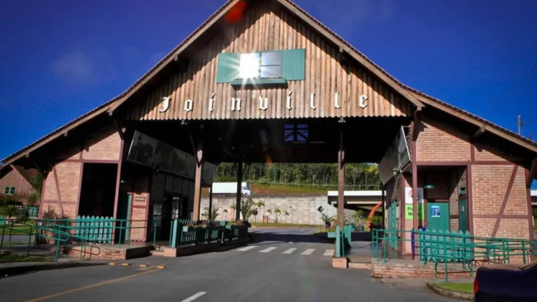 Cidade de SC sobe 11 posições no ranking do saneamento 2026