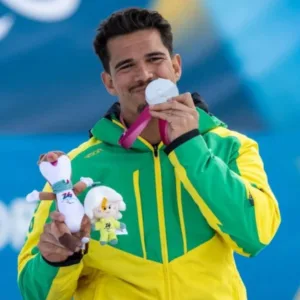 Cristian Ribera conquista 1ª medalha do Brasil nos Jogos Paralímpicos de Inverno