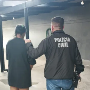 DIC de Lages prende mulher condenada por homicídio | Foto: reprodução