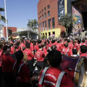 Desfile de aniversário de Joinville é cancelado por causa da chuva