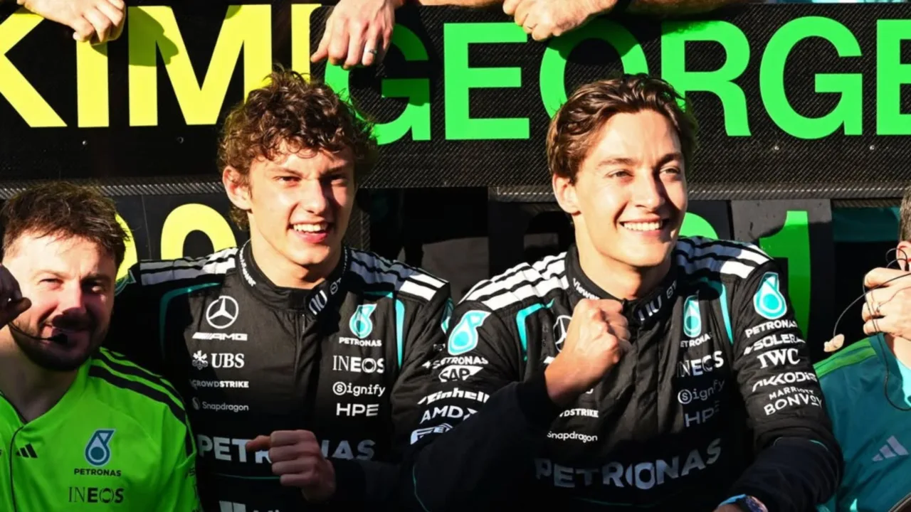 Dobradinha da Mercedes marca estreia da Fórmula 1 em 2026