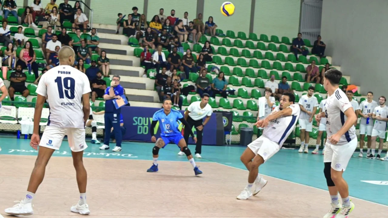 ELASE encara líder NORDE por vaga nos playoffs na Superliga B