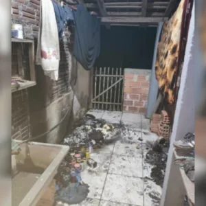 Mulher é encontrada morta após incêndio em residência em SC