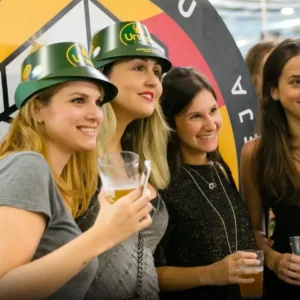 Festival Brasileiro da Cerveja começa em Blumenau