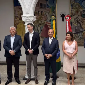 Governo de SC assina 45 contratos de incentivo fiscal e atrai R$ 2,1 bilhões em investimentos