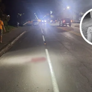 Identificada mulher que morreu após acidente de moto em SC