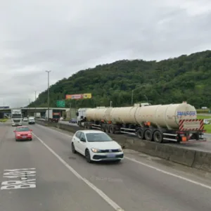 Justiça proíbe bloqueio de rodovias e acessos a portos no Litoral Norte de SC | Foto: Google / Reprodução
