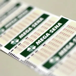 Mega-Sena pode pagar R$ 13 milhões nesta terça-feira (24)