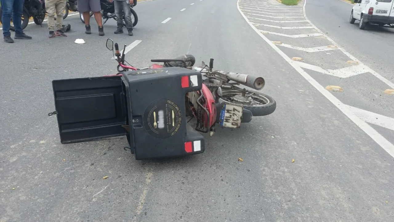 Motoboy morre após queda de motocicleta em Joinvile (1)