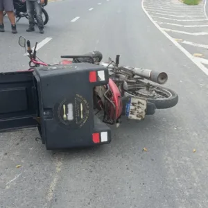 Motoboy morre após queda de motocicleta em Joinvile (1)