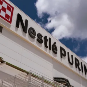 Nestlé Purina inaugura fábrica de R$ 2,5 bilhões em Vargeão