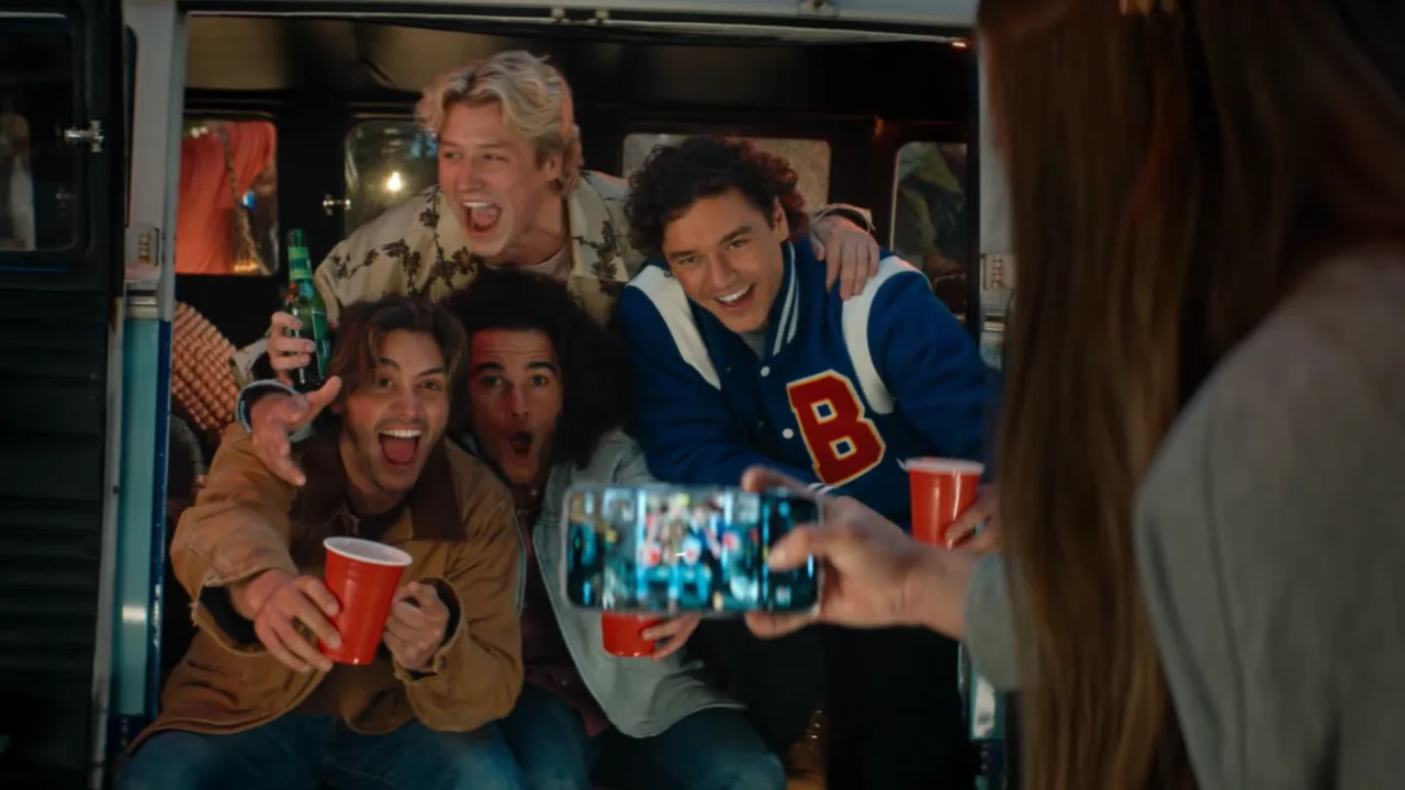 'Off Campus' ganha data de estreia e teaser