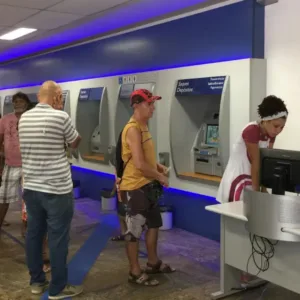 Os bancos vão abrir na Sexta-Feira Santa (3)? | Foto: Cristina Indio do Brasil/Arquivo/Agência Brasil