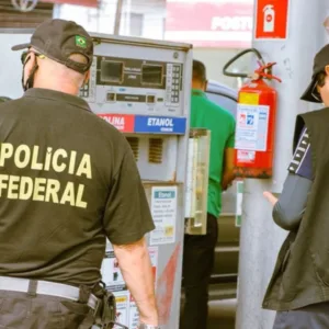 PF deflagra operação e fiscaliza postos de combustível em 11 estados e no DF | Foto: PF | Reprodução