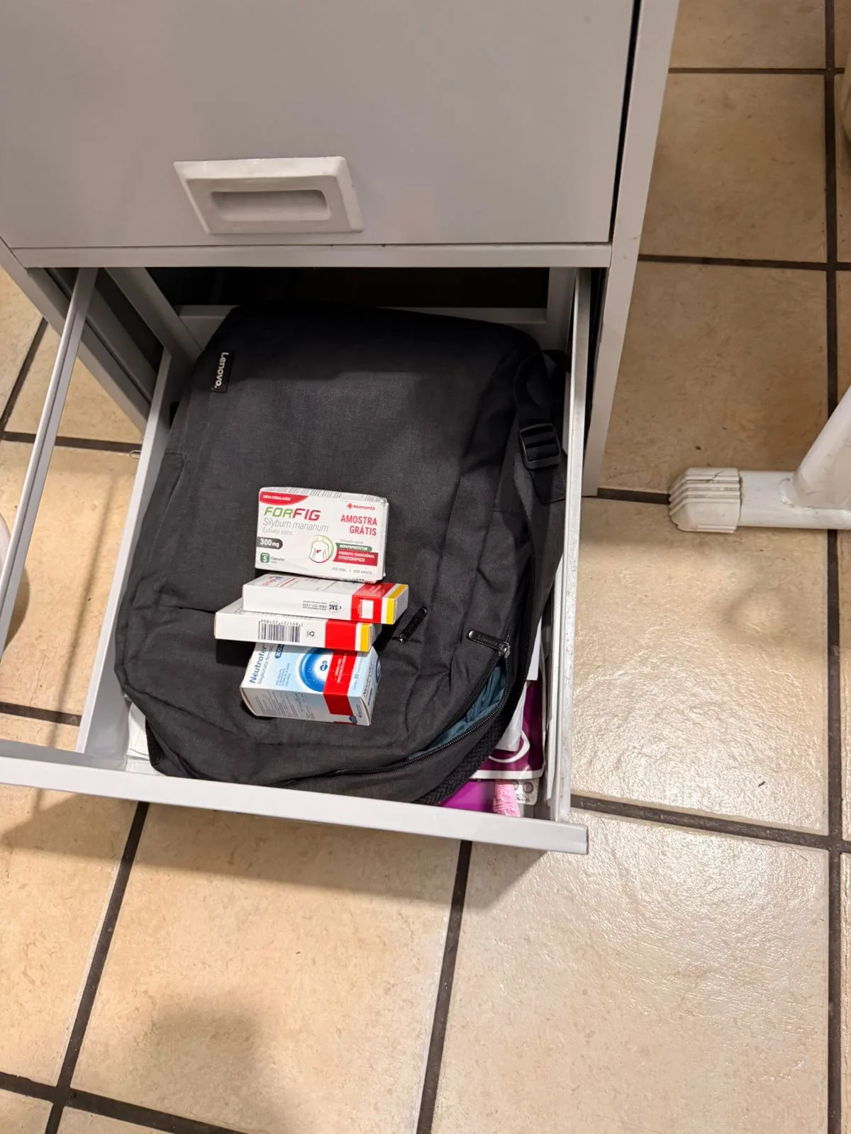 PF desarticula tráfico internaciona de drogas e medicamentos em SC (2)