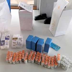 PRF apreende ampolas de Mounjaro escondidas em caixas de perfumes na BR-280