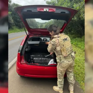 PRF apreende mais de 100 kg de maconha em Xanxerê