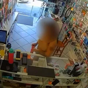 MPSC denuncia mulher por racismo contra funcionário de loja em SC