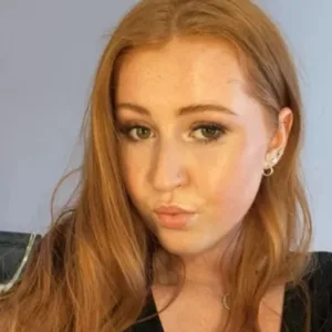 Jovem descobre câncer após médicos tratarem dor como ansiedade - Imagem: reprodução/ Metrópoles