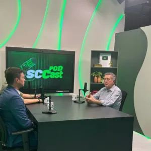 Pod SCC CAST estreia com entrevista de Topázio Neto