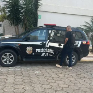 Polícia investiga homem por divulgar símbolos nazistas em SC