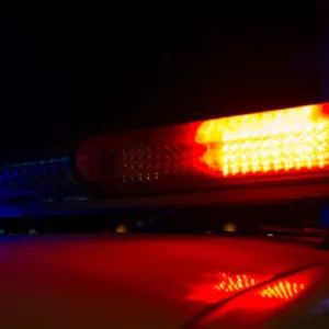 Policial de folga impede morte e suspeito é detido na BR-282